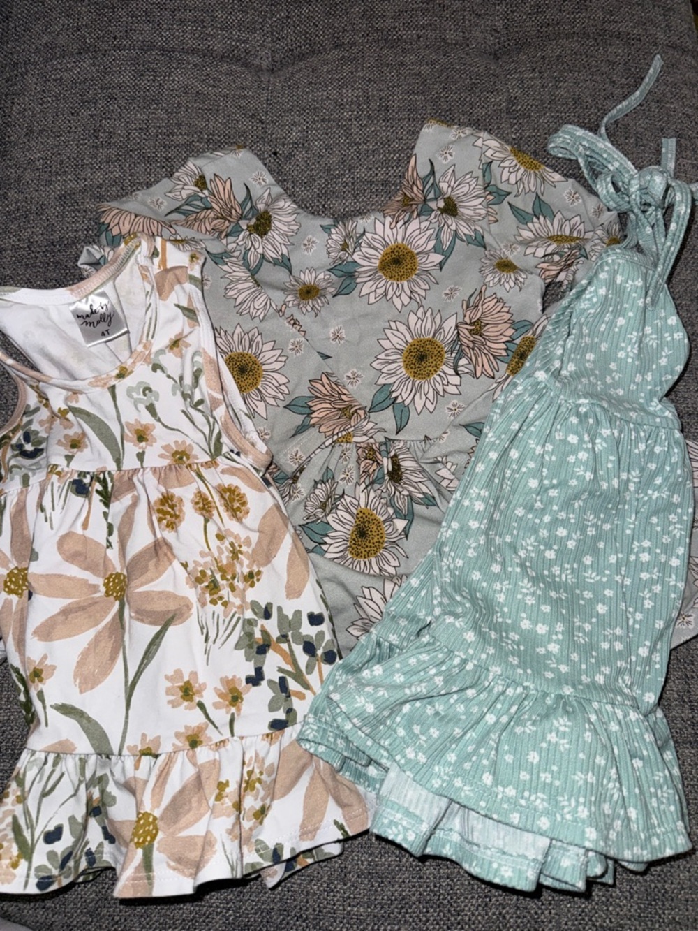 Made by Molly girls size 4t floral Bundle